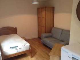 Winchester Road  Harlington, U...